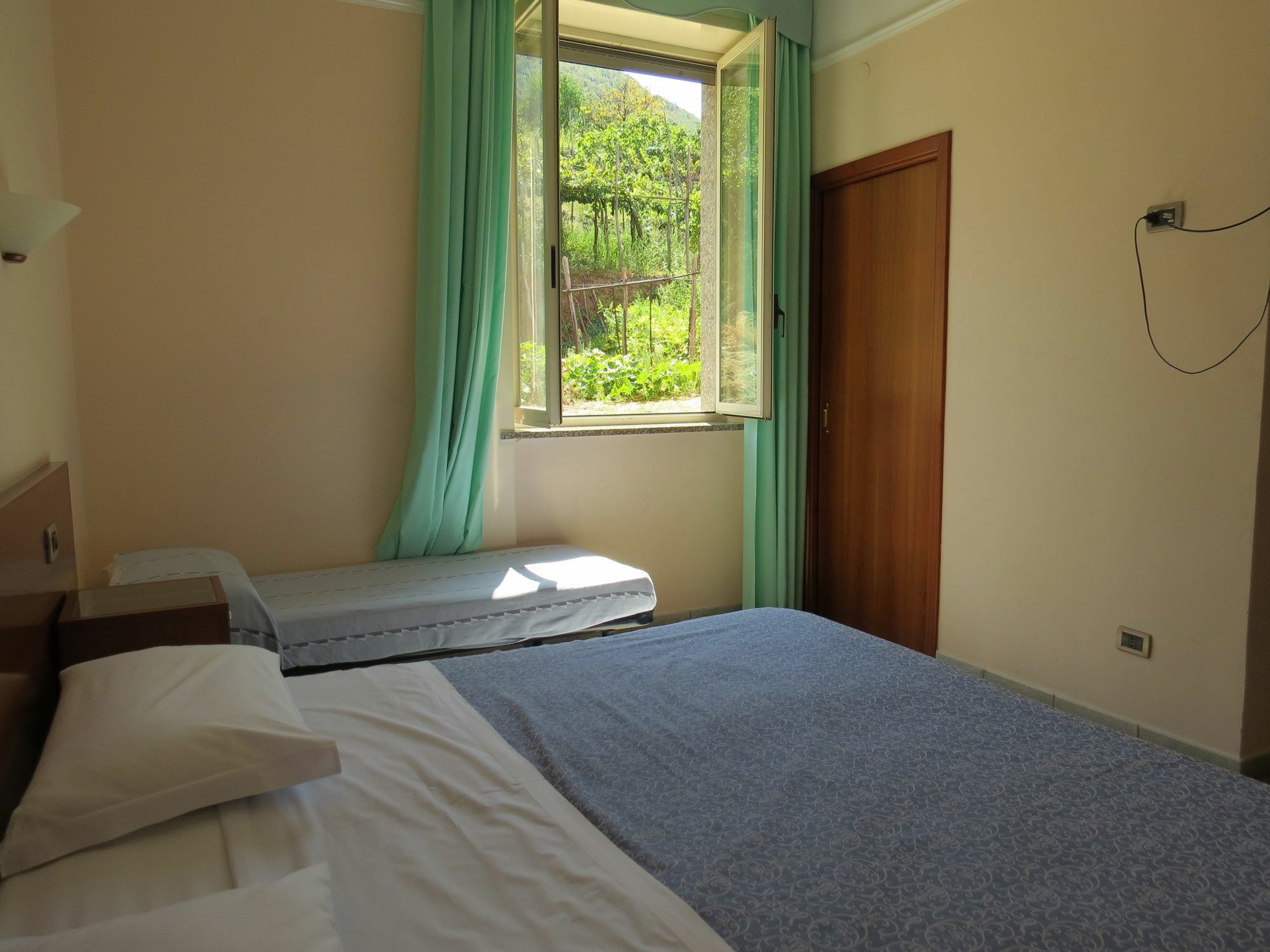 Hotel Elisabetta Castellammare di Stabia Exterior photo